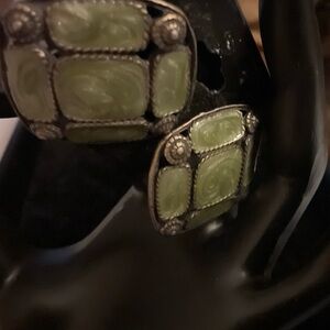 VINTAGE STUD JADE EARRINGS. STYLISH & CLASSY